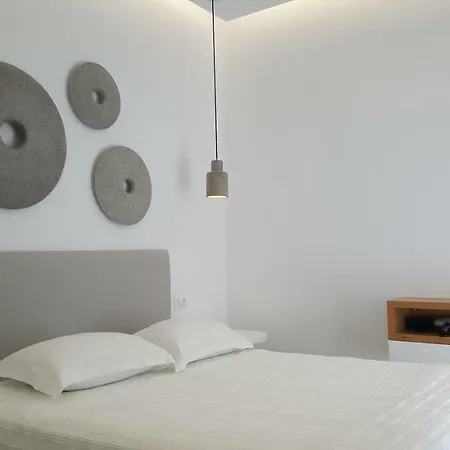 Casabella Naxos City