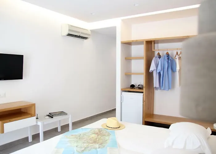 Casabella * Naxos City